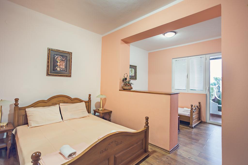 Apartments Atlantis Dobra Voda Camera foto