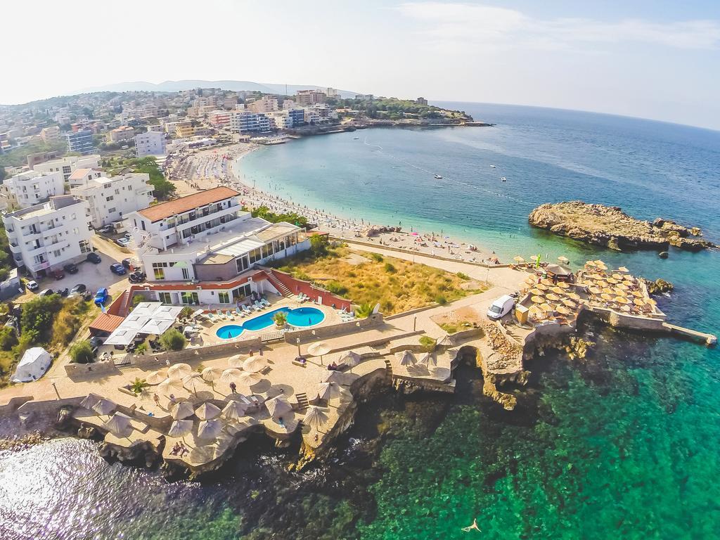 Apartments Atlantis Dobra Voda Esterno foto